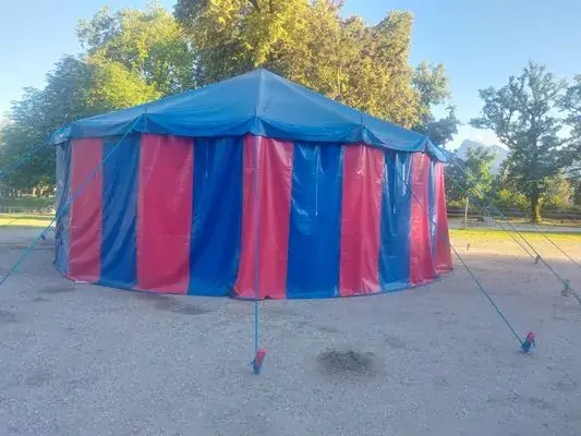 Zelt Aufbau